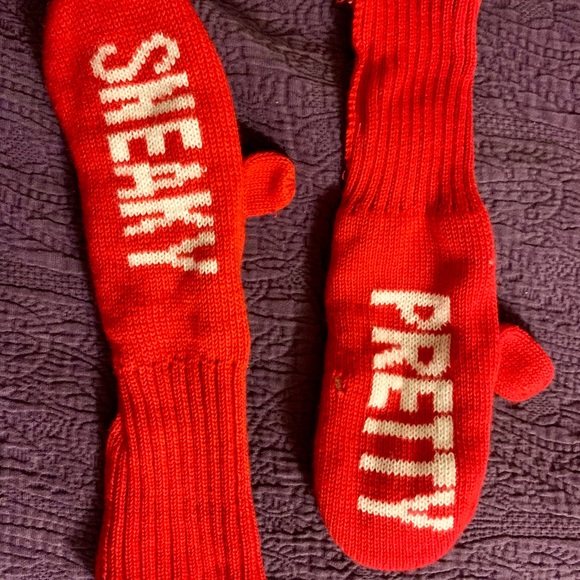 kate spade mittens “pretty sneaky” (from 🦊 set) - Picture 2 of 5